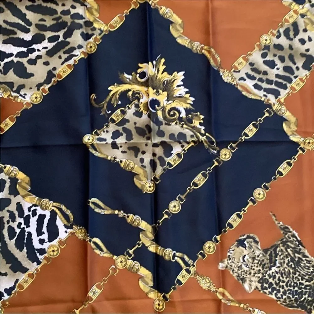 Contest da Vinci Leopard Print Silk Scarf